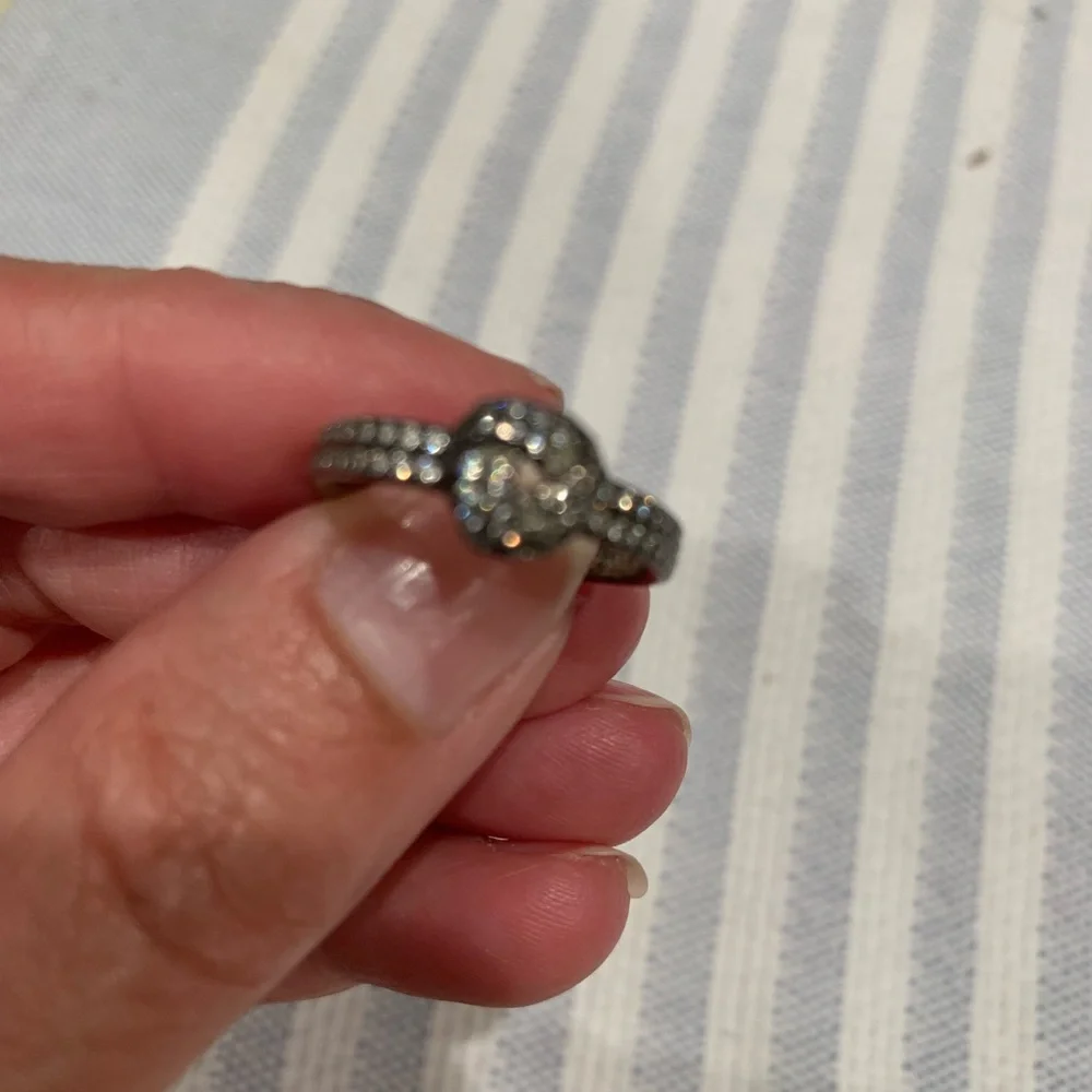 Pandora Love knot ring